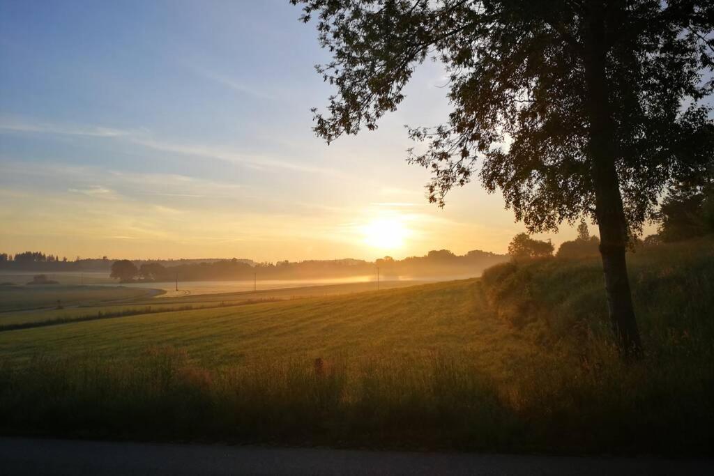 Charmantes Ferienhaeuschen Zwischen Muenchen Und Augsburg Ried  Luaran gambar