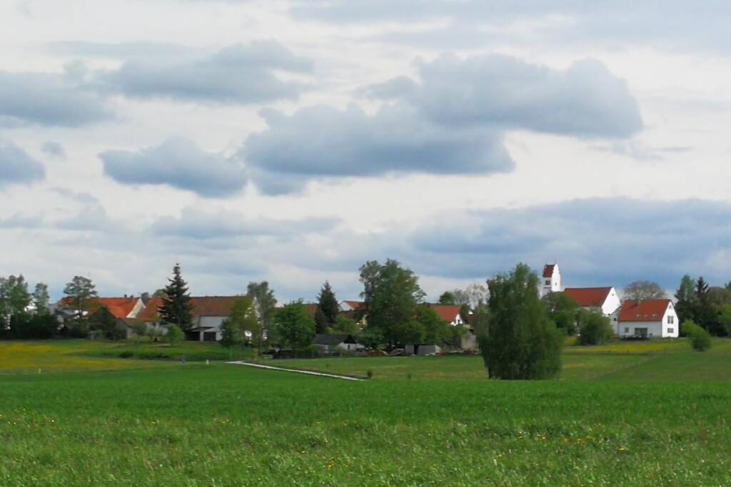 Charmantes Ferienhaeuschen Zwischen Muenchen Und Augsburg Ried  Luaran gambar